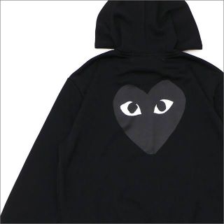 コムデギャルソン(COMME des GARCONS)のプレイ コムデギャルソン MEN'S BLACK パーカー(パーカー)