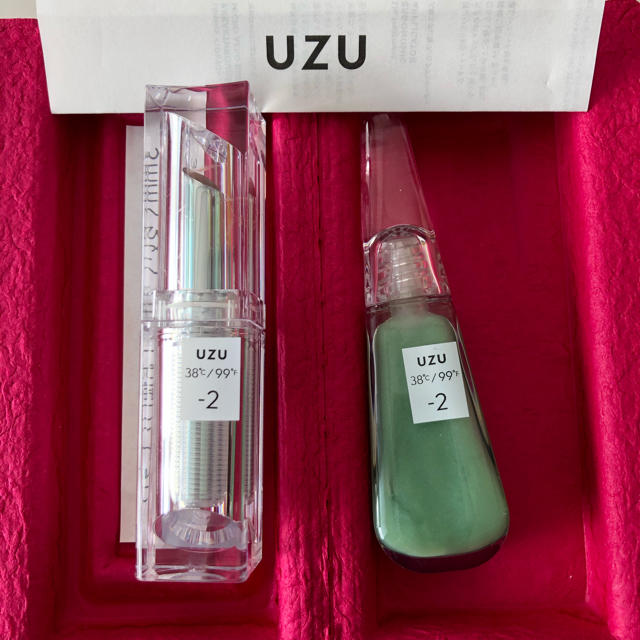 uzu リップ&グロス　セット コスメ/美容のベースメイク/化粧品(口紅)の商品写真
