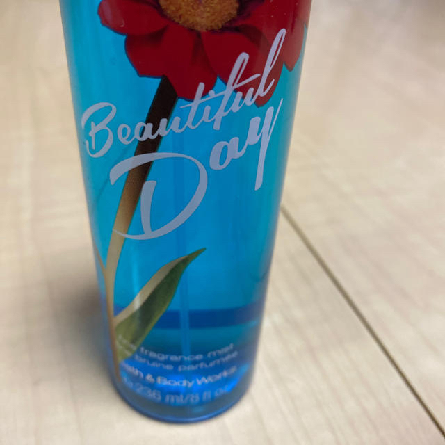 Bath & Body Works(バスアンドボディーワークス)のバスアンドボディワークス　ボディミスト コスメ/美容の香水(香水(女性用))の商品写真