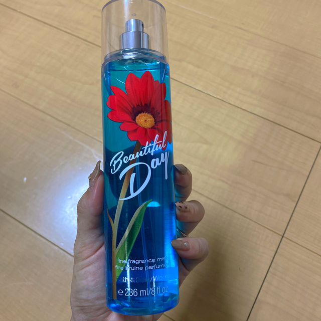 Bath & Body Works(バスアンドボディーワークス)のバスアンドボディワークス　ボディミスト コスメ/美容の香水(香水(女性用))の商品写真