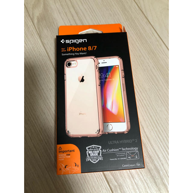 Spigen(シュピゲン)のiPhone8/7用の透明ケース（ピンク） スマホ/家電/カメラのスマホアクセサリー(iPhoneケース)の商品写真