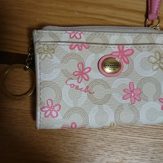 COACH(コーチ)のCOACH 小銭入れ レディースのファッション小物(コインケース)の商品写真