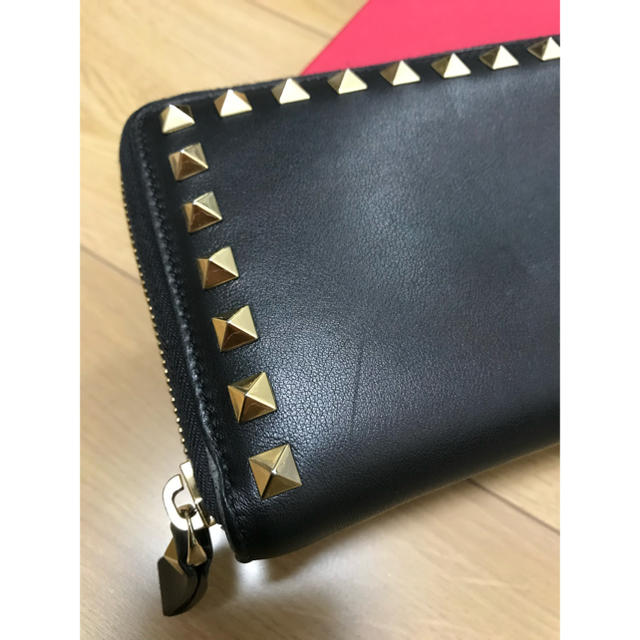 値下げ　VALENTINO ロックスタッズ 長財布