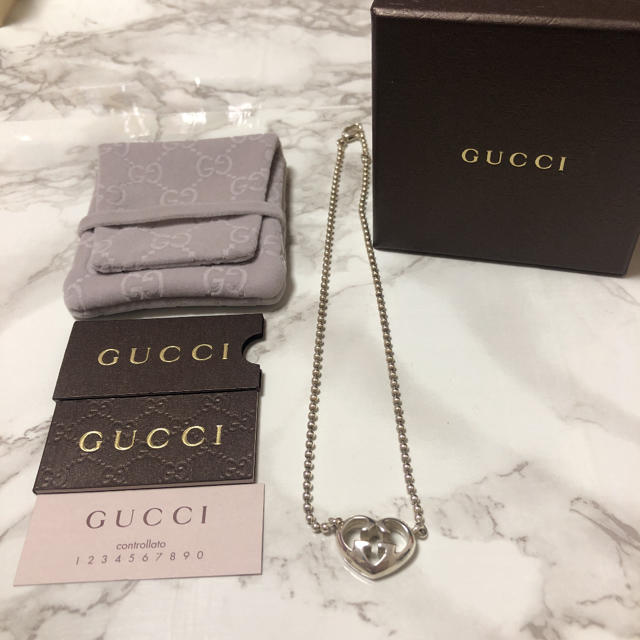 グッチ 財布 スーパーコピー 2ちゃんねる | Gucci - GUCCI インターロッキングG ネックレス ハートの通販 by phiphi shop