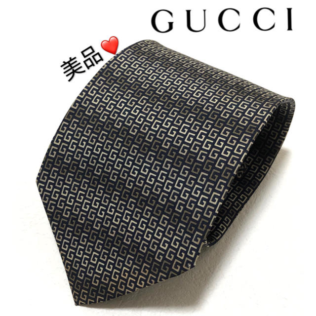 グッチアクセサリーポーチ定価 、 Gucci - 一回使用.美品Gucci グッチ 総柄 シルク100% ネクタイの通販 by 青空