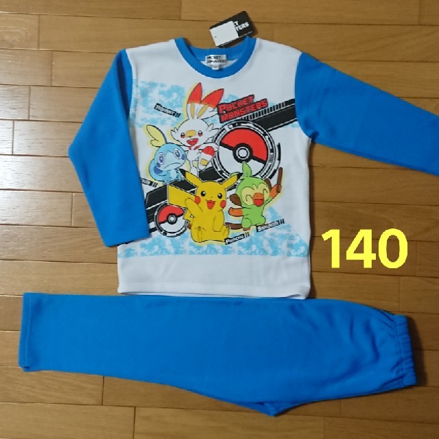 ポケモン(ポケモン)の新品☆140cm ポケモン パジャマ 裏起毛 キッズ/ベビー/マタニティのキッズ服男の子用(90cm~)(パジャマ)の商品写真