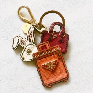 プラダ(PRADA)の21日までお取置きスーパーSALE 2.7万PRADAプラダキーリング チャーム(キーケース)