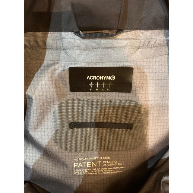 STONE ISLAND(ストーンアイランド)のacronym アクロニウム サイズ s J47R-GT メンズのジャケット/アウター(ナイロンジャケット)の商品写真