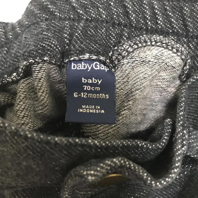 babyGAP(ベビーギャップ)のbabygap デニムパンツ 黒 キッズ/ベビー/マタニティのベビー服(~85cm)(パンツ)の商品写真