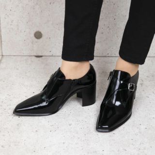 ジェフリーキャンベル(JEFFREY CAMPBELL)の値下げしました！ジェフリーキャンベル　スクウェアカットブーティ(ブーティ)