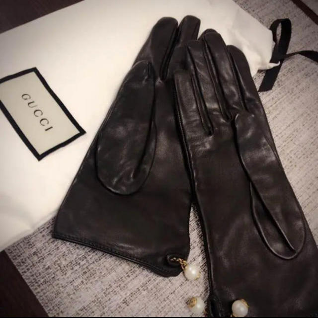 アクセサリー 日本語 | Gucci - GUCCI パール付き レザーグローブ 手袋の通販 by N...SHOP