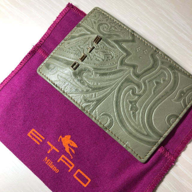 ETRO(エトロ)の新品未使用　エトロ　マルゴット　グリーンペイズリー　パスケース レディースのファッション小物(名刺入れ/定期入れ)の商品写真