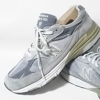 ニューバランス(New Balance)の
希少アメリカ製ビンテージ！ニューバランス993高級スニーカー灰銀


(スニーカー)