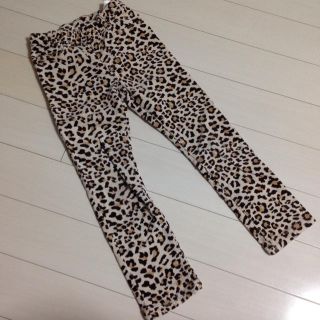 エイチアンドエム(H&M)のH&M ヒョウ柄パンツ(パンツ/スパッツ)