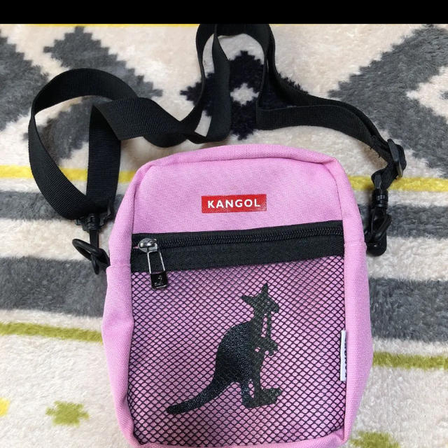 KANGOL(カンゴール)の★美品★カンゴール　ショルダーバック　ピンク レディースのバッグ(ショルダーバッグ)の商品写真