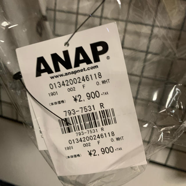 ANAP(アナップ)の両袖プリントクロップドプルオ―バー❤︎ANAP レディースのトップス(トレーナー/スウェット)の商品写真