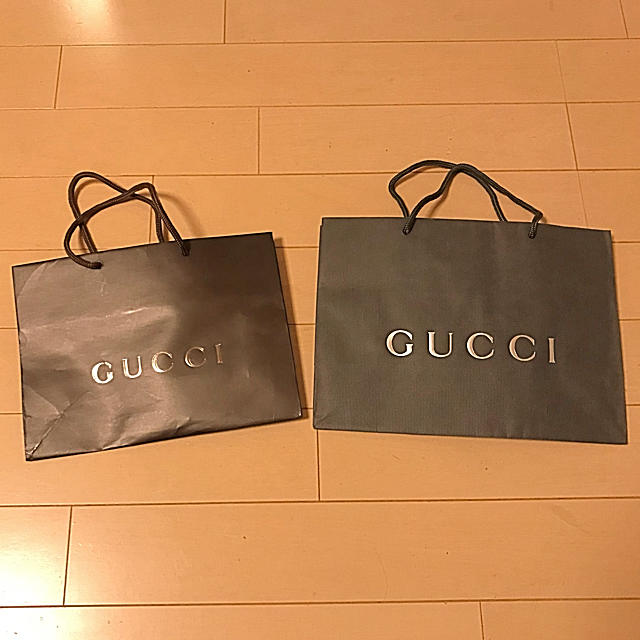 Gucci - GUCCI ショップ袋 紙袋 2枚セットの通販 by kimi's shop