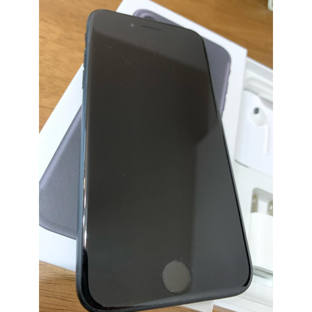 美品 iPhone 7 Black 128 GB Softbank