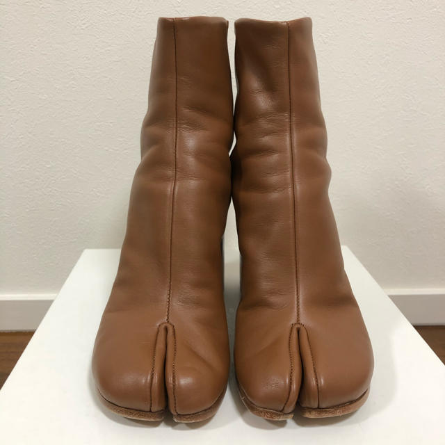 Maison Martin Margiela(マルタンマルジェラ)のmaison margiela★tabi タビ ブーツ★ブラウン レディースの靴/シューズ(ブーツ)の商品写真