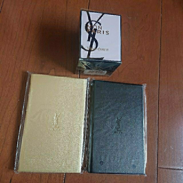 Yves Saint Laurent Beaute(イヴサンローランボーテ)の非売品♡イヴ・サンローラン・ボーテ♡アロマキャンドル♡ノート コスメ/美容のリラクゼーション(キャンドル)の商品写真