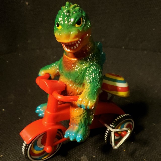 ゴジラ三輪車 - 特撮