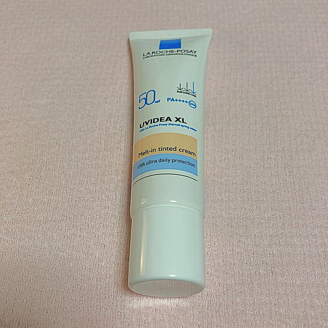 LA ROCHE-POSAY(ラロッシュポゼ)の♡新品 開封のみ ラ ロッシュ ポゼ UV イデア XL ティント  コスメ/美容のベースメイク/化粧品(化粧下地)の商品写真