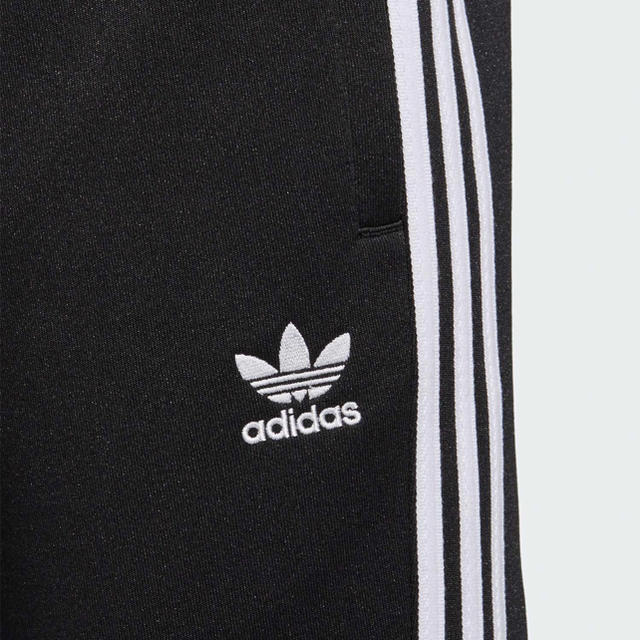 adidas トラックパンツ