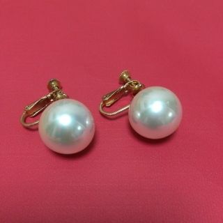 【イヤリング】 大粒パールイヤリング フェイクパール 【アクセントに！】(イヤリング)