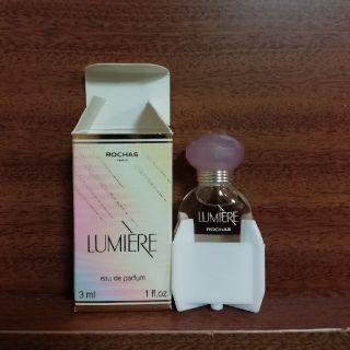 ロシャス(ROCHAS)のROCHAS LUMIERE eau de parfum 香水 ローズ系(香水(女性用))