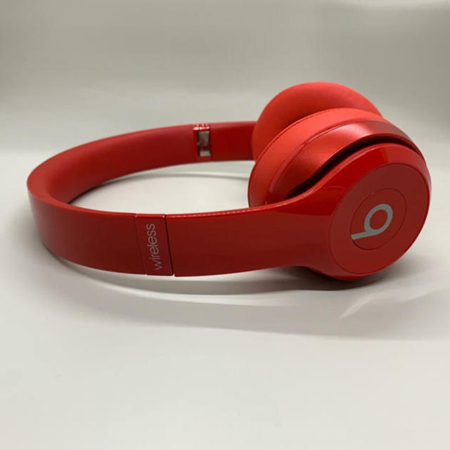 Beats by Dr Dre(ビーツバイドクタードレ)の大人気Beats solo2 Wirelessレッド、比較的綺麗です♪ スマホ/家電/カメラのオーディオ機器(ヘッドフォン/イヤフォン)の商品写真