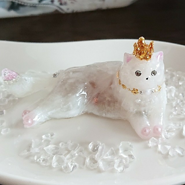 白猫ちゃん☆オルゴナイト