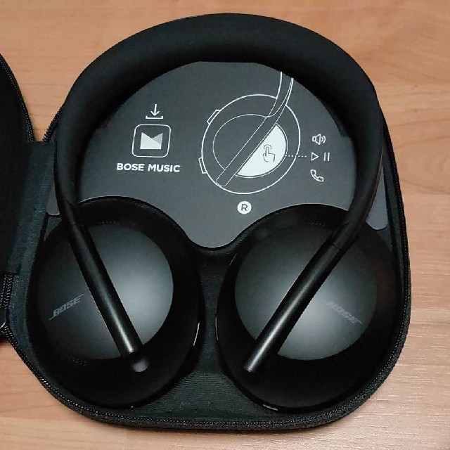 オーディオ機器BOSE Noise Cancelling Headphones 700