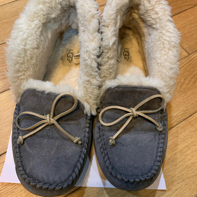 美品】UGGアグ☆CLASSIC SLIPPER ☆グレー（23cm）お探しの方いかが