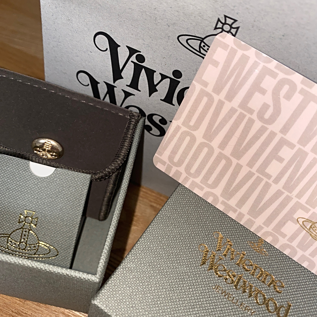 Vivienne Westwood(ヴィヴィアンウエストウッド)の新品 ヴィヴィアン ピアス Vivienne Westwood メンズのアクセサリー(ピアス(片耳用))の商品写真