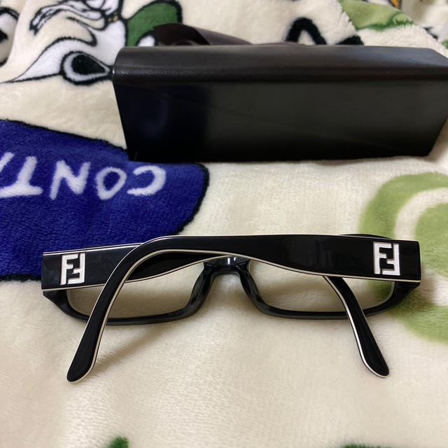 FENDI フェンディ　正規品　眼鏡　レンズ　度付き　フレーム