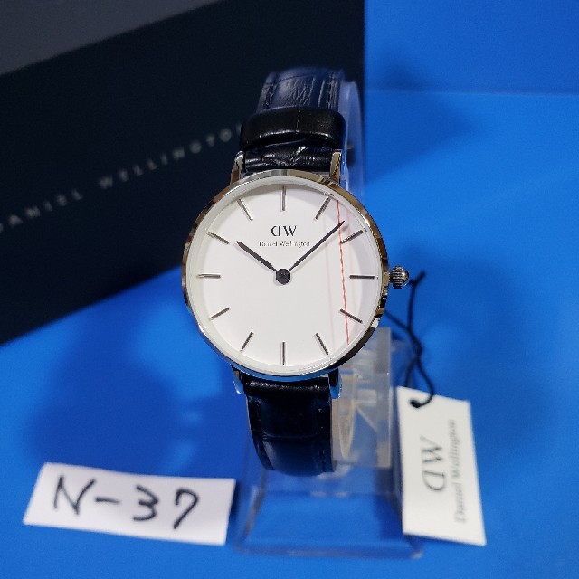 Daniel Wellington - N-37新品♥D.W.28mmレディス♥READING(白)♥激安価格♥送料無料の通販 by ★GOLGO★'s shop