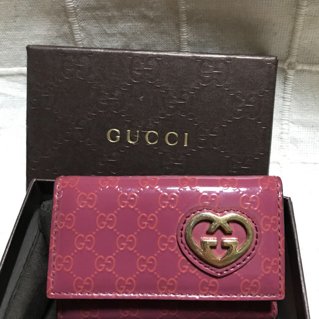 ペラフィネ 時計 偽物見分け方 、 Gucci - GUCCI キーケース ラブリー ピンク 保管袋 箱セットの通販 by ぷぅ's shop