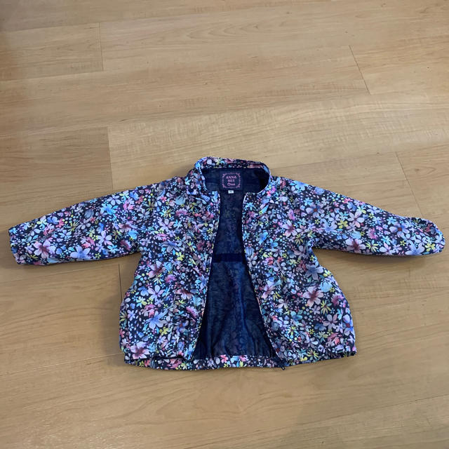 ANNA SUI mini(アナスイミニ)のアナスイミニ　ジャンパー　90 キッズ/ベビー/マタニティのキッズ服女の子用(90cm~)(ジャケット/上着)の商品写真