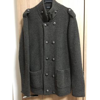 バーバリーブラックレーベル(BURBERRY BLACK LABEL)の【人気メタルボタン】騎士ボタン、銀ボタンのコート型セーター(ニット/セーター)