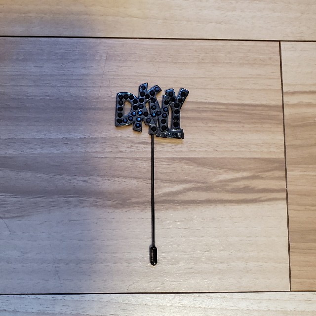 DKNY(ダナキャランニューヨーク)のDKNY カラーピン メンズのファッション小物(その他)の商品写真