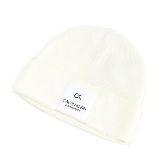 ck Calvin Klein(シーケーカルバンクライン)のCALVIN KLEIN ニット帽 新品 カルバンクライン レディース　半額以下 レディースの帽子(ニット帽/ビーニー)の商品写真