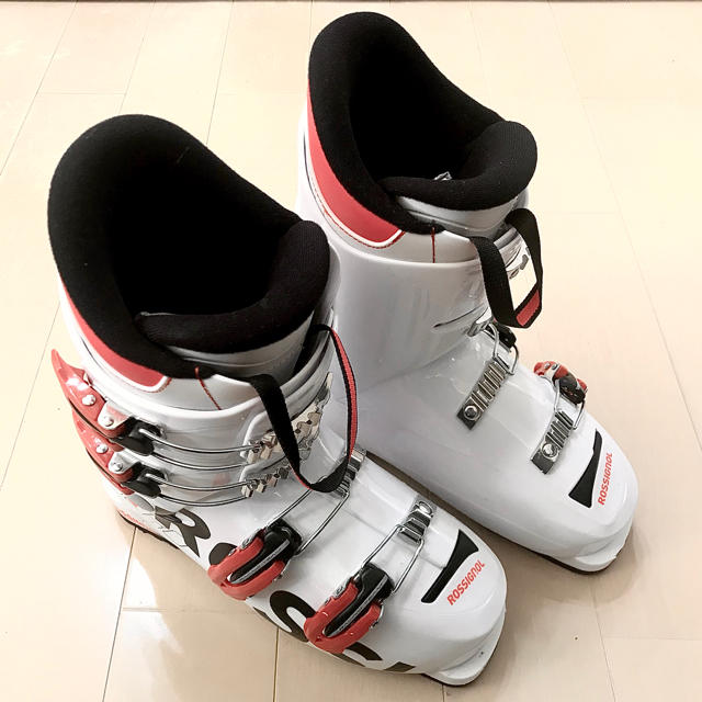 ROSSIGNOL(ロシニョール)のHERO J4 ski boots 24.5cm スポーツ/アウトドアのスキー(ブーツ)の商品写真