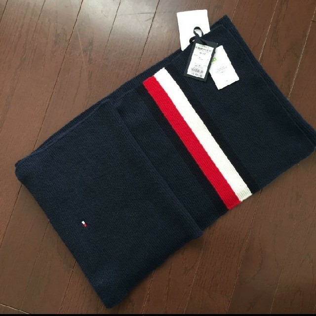 TOMMY HILFIGER(トミーヒルフィガー)のTOMMY HILFIGER　マフラー　新品未使用タグ付き メンズのファッション小物(マフラー)の商品写真