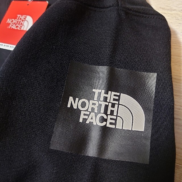 THE NORTH FACE(ザノースフェイス)のM ノースフェイス スクエアロゴクルー NT61931 黒 ブラック K 人気 メンズのトップス(スウェット)の商品写真