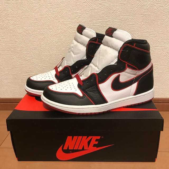 NIKE(ナイキ)のNIKE JORDAN 1 HIGH BLOOD LINE 新品 25.5cm メンズの靴/シューズ(スニーカー)の商品写真