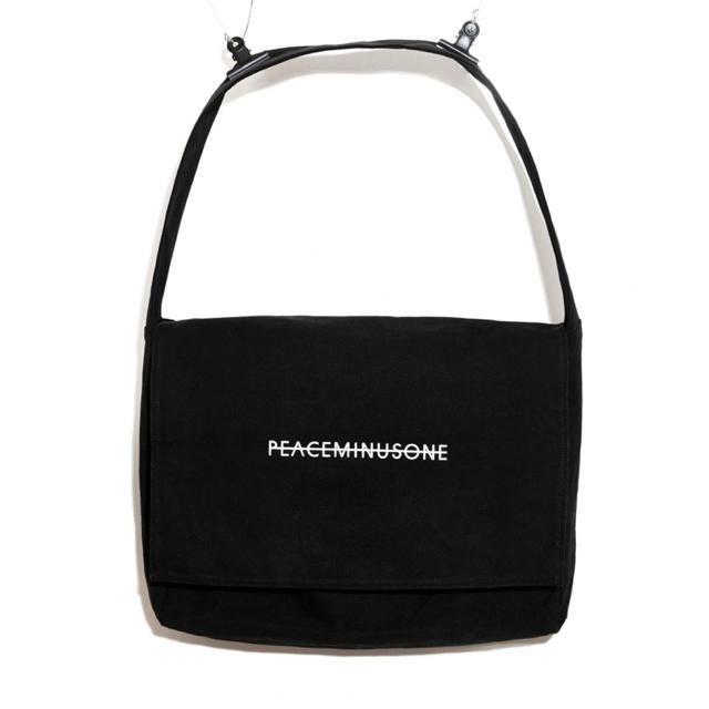 新品 Peaceminusone Oversized Messenger Bag