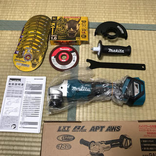 マキタ(Makita)のマキタ　125mm 充電式ディスクグラインダ 18V GA512D おまけ付き(工具/メンテナンス)