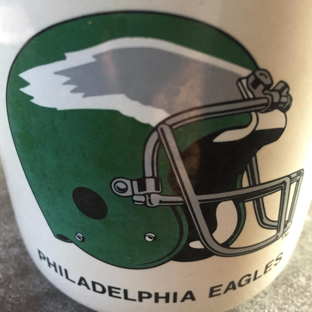 ☆売約済み☆ NFL マグカップ Philadelphia EAGLES スポーツ/アウトドアのスポーツ/アウトドア その他(アメリカンフットボール)の商品写真