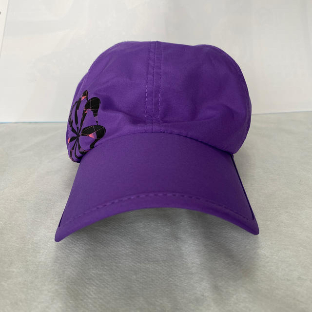 NIKE(ナイキ)の帽子　キャップ レディースの帽子(キャップ)の商品写真