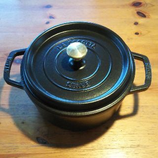 ストウブ(STAUB)のSTAUB　ココット　22cm(鍋/フライパン)